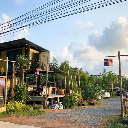 Beach Box Resort At Rimlay Rayong Dış mekan fotoğraf
