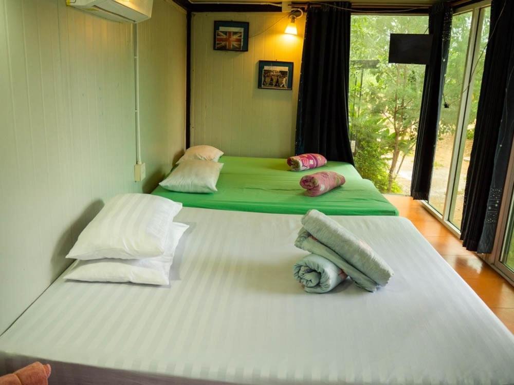 Beach Box Resort At Rimlay Rayong Dış mekan fotoğraf