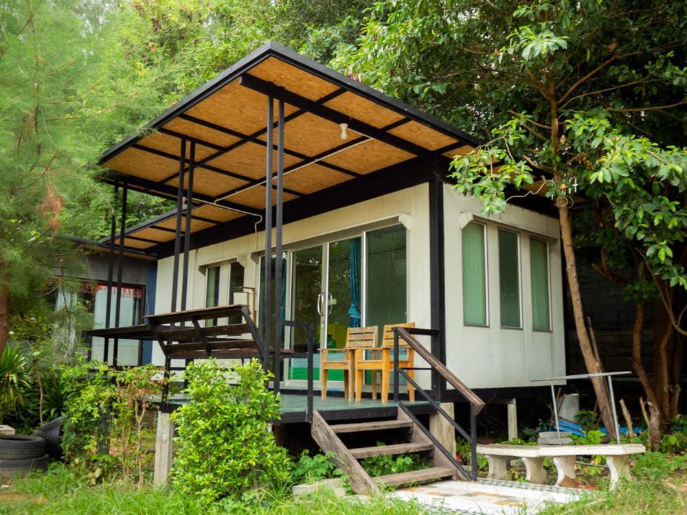 Beach Box Resort At Rimlay Rayong Dış mekan fotoğraf